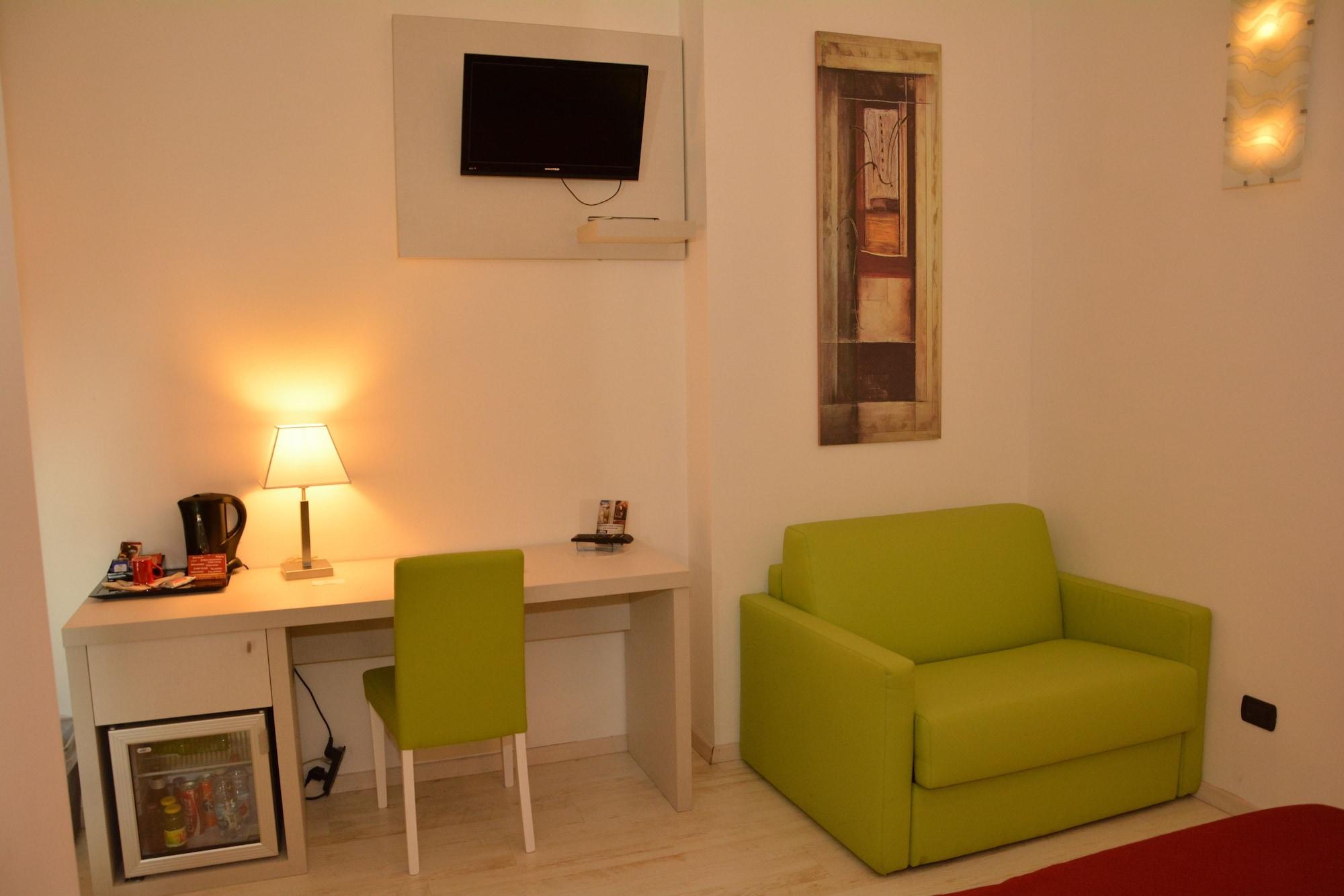 Hotel Villa Glicini Pinerolo Exteriör bild